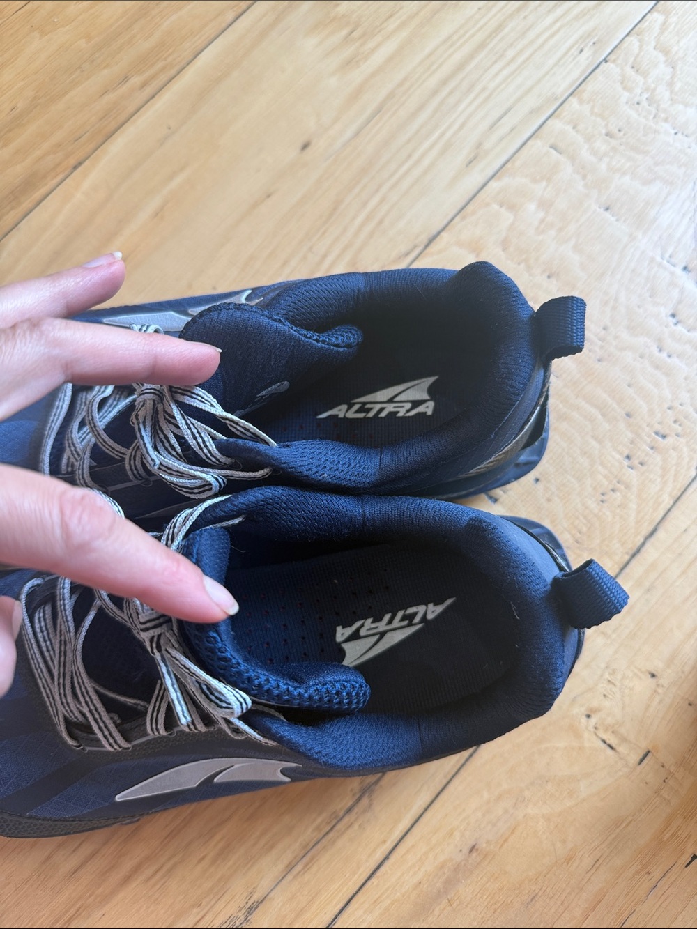 Altra superior 3.0 Trail Running Shoe - Picture 3 of 8